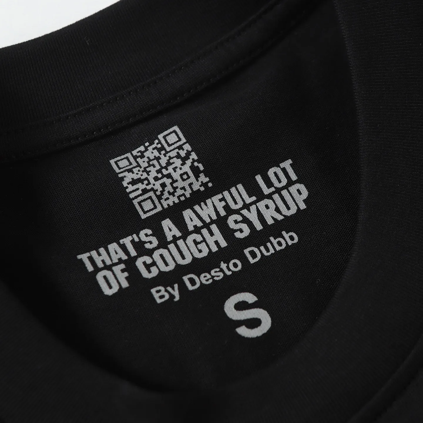 #Black ｜ THAT'S A AWFUL LOT OF COUGH SYRUP In Stock Real shot American simple trendy brand loose casual T-shirt Fabric (fabric): 32 counts Weight combed double yarn pure cotton Sizes (size): S-M L X L Color (colour): Black 👉